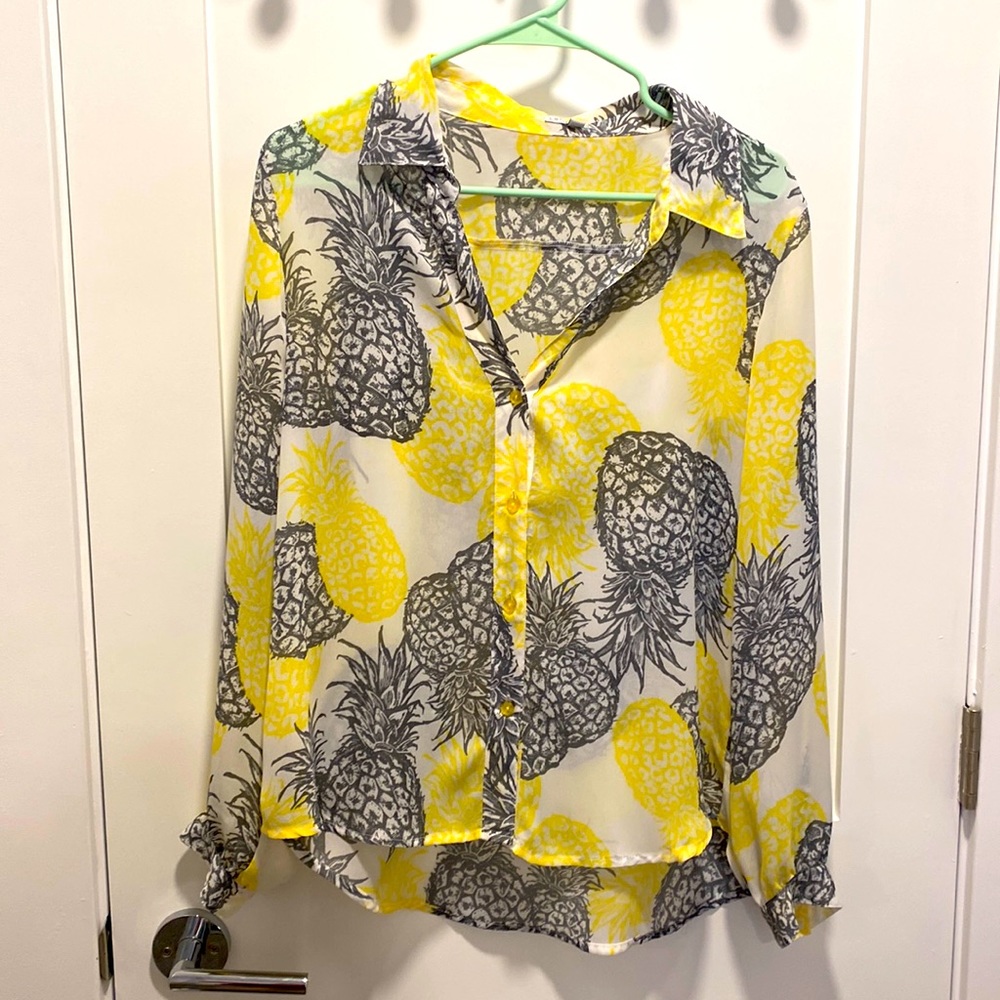 Yellow, medium, Larsen Gray blouse